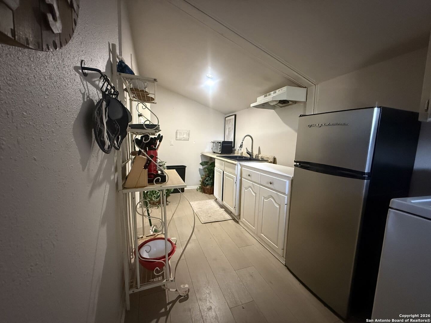 109 Bonham – photo 4