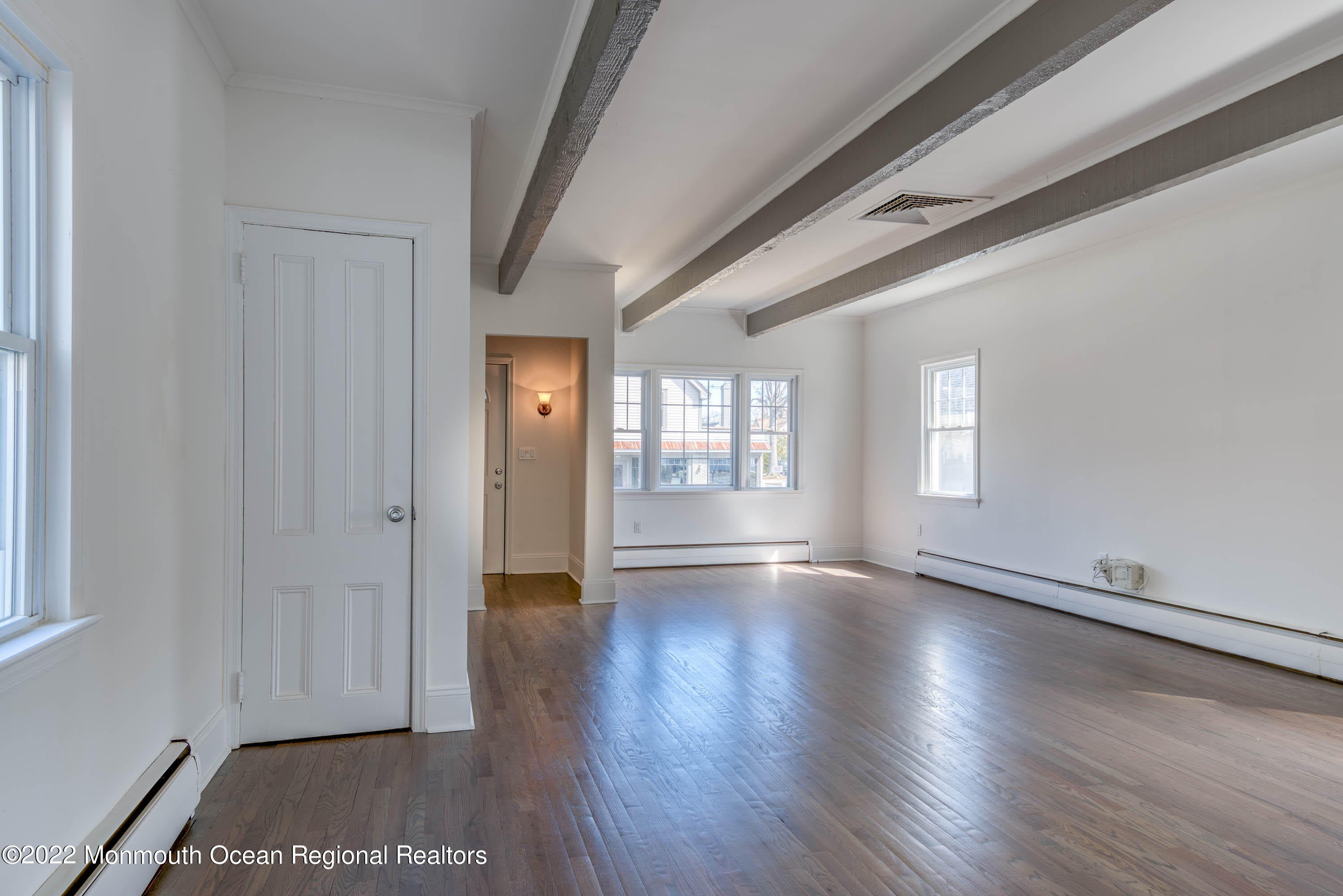109 E River Road – photo 5