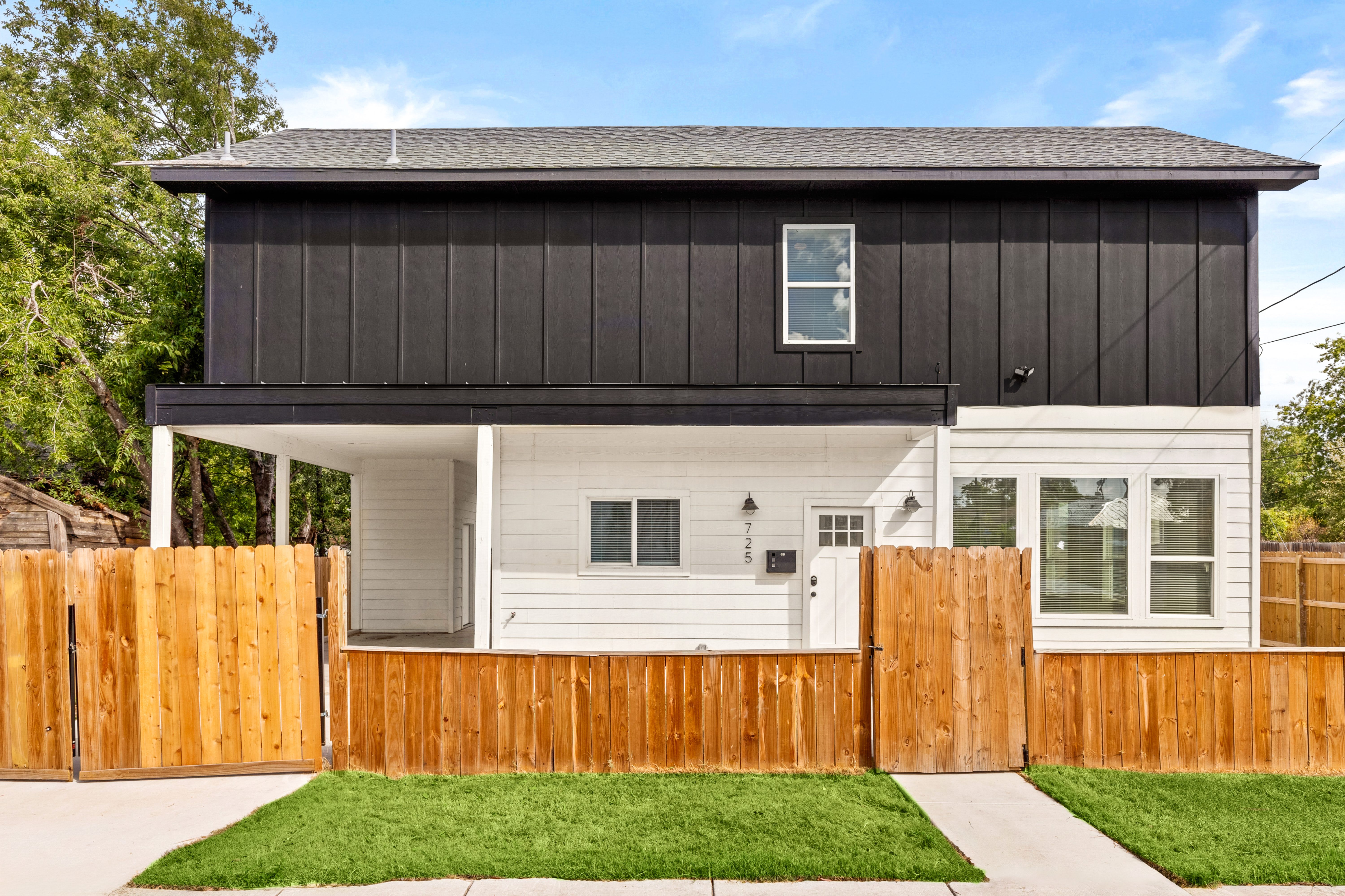 725 Virginia Blvd – photo 2