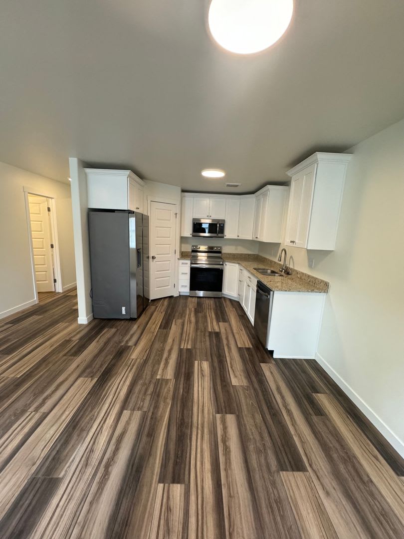 Modern 3 Bedroom 2 5 Bathroom Townhome For Rent In Idaho Falls With Garage And Washer Dryer Hookups By Real Property Management – photo 3