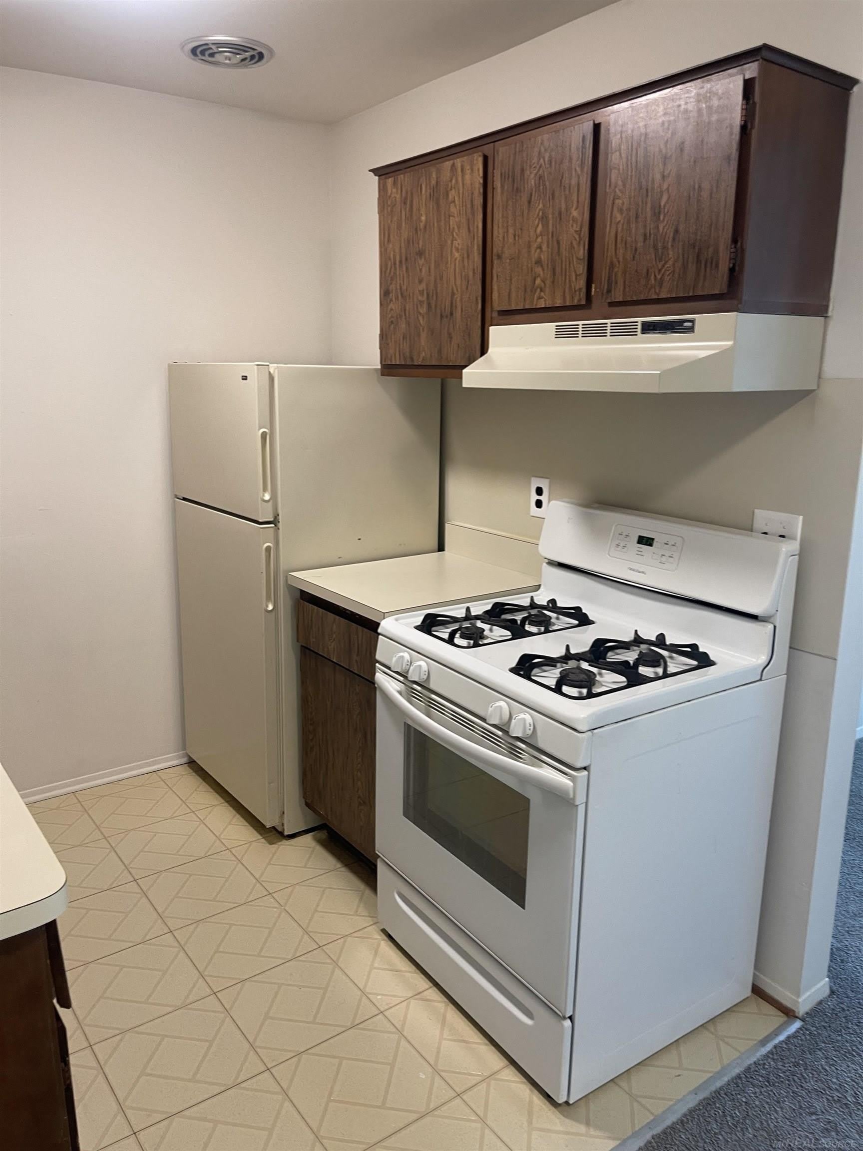 38210 Fairway Court – photo 2