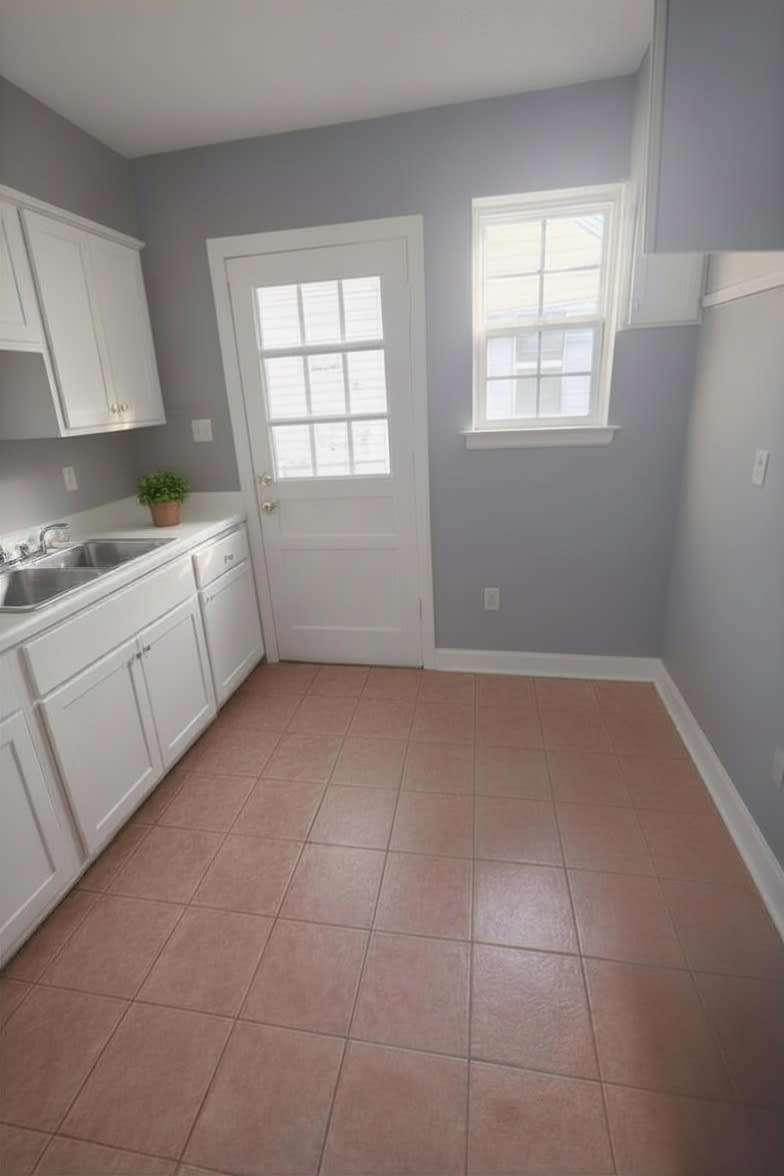 690 Hudson St. – photo 3