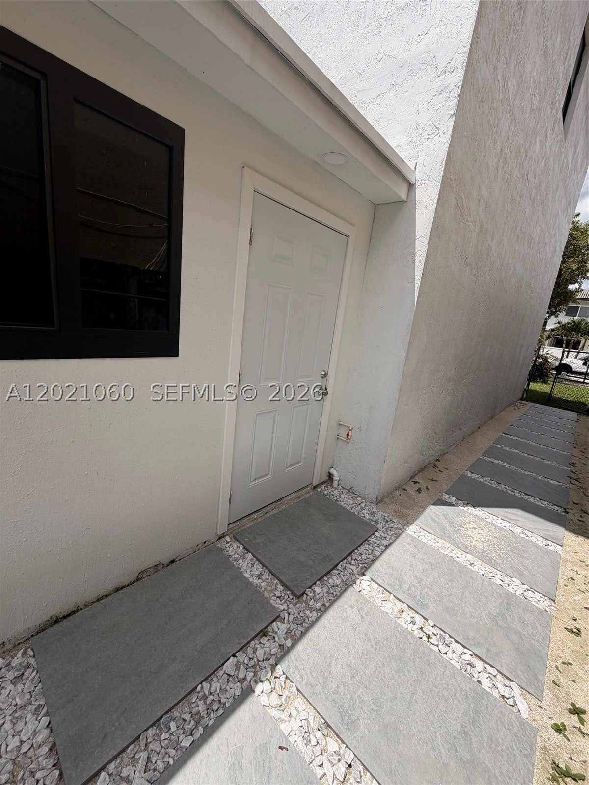 16536 SW 54th St – photo 3
