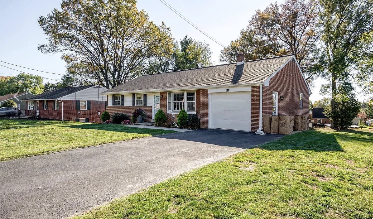 220 Tennyson Drive – photo 1