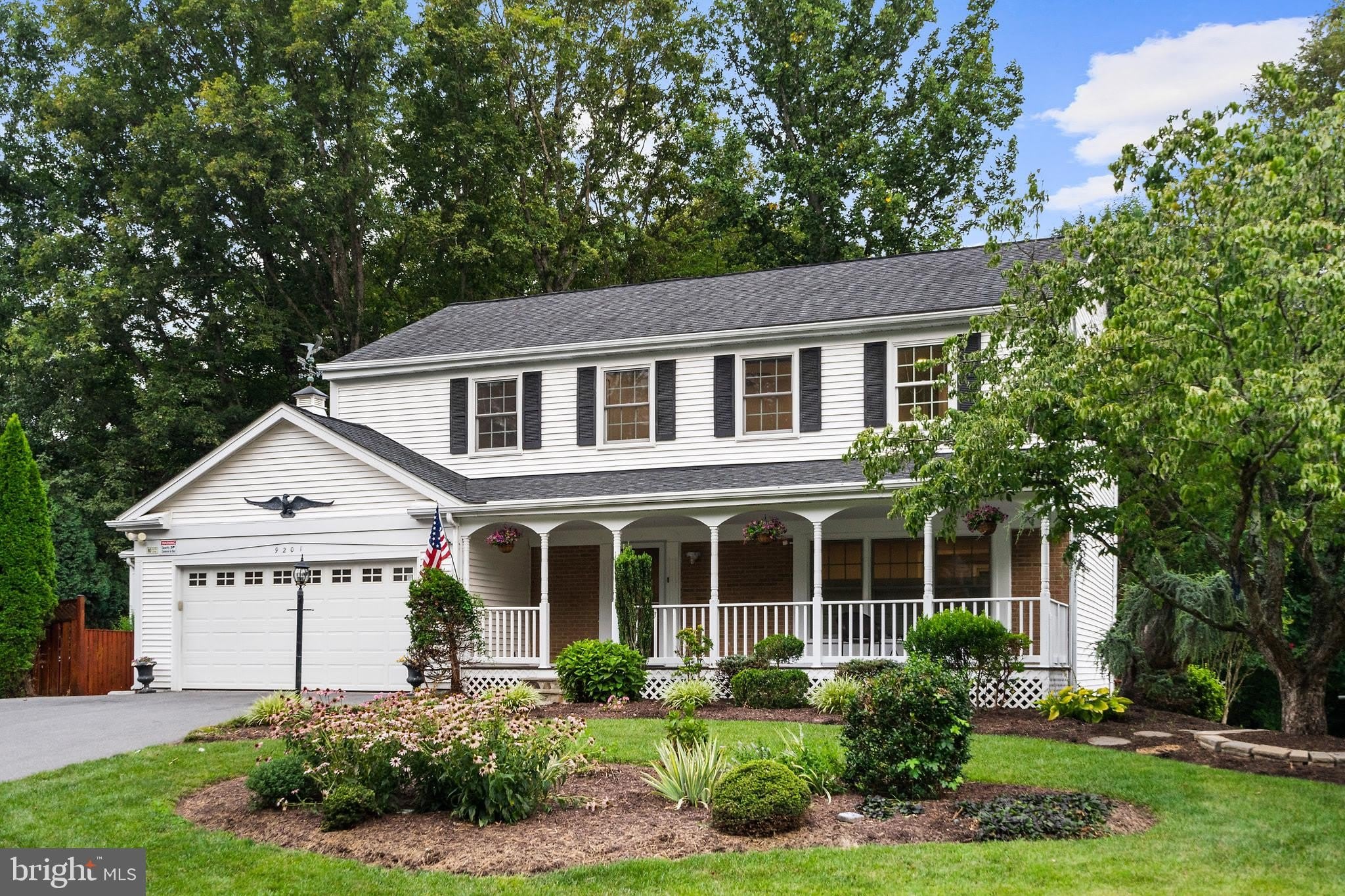 9201 BEACHWAY Lane – photo 1