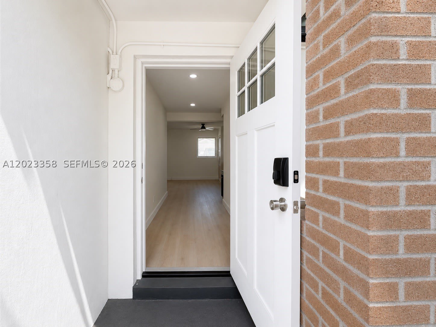 313 SW 1st Street – photo 2
