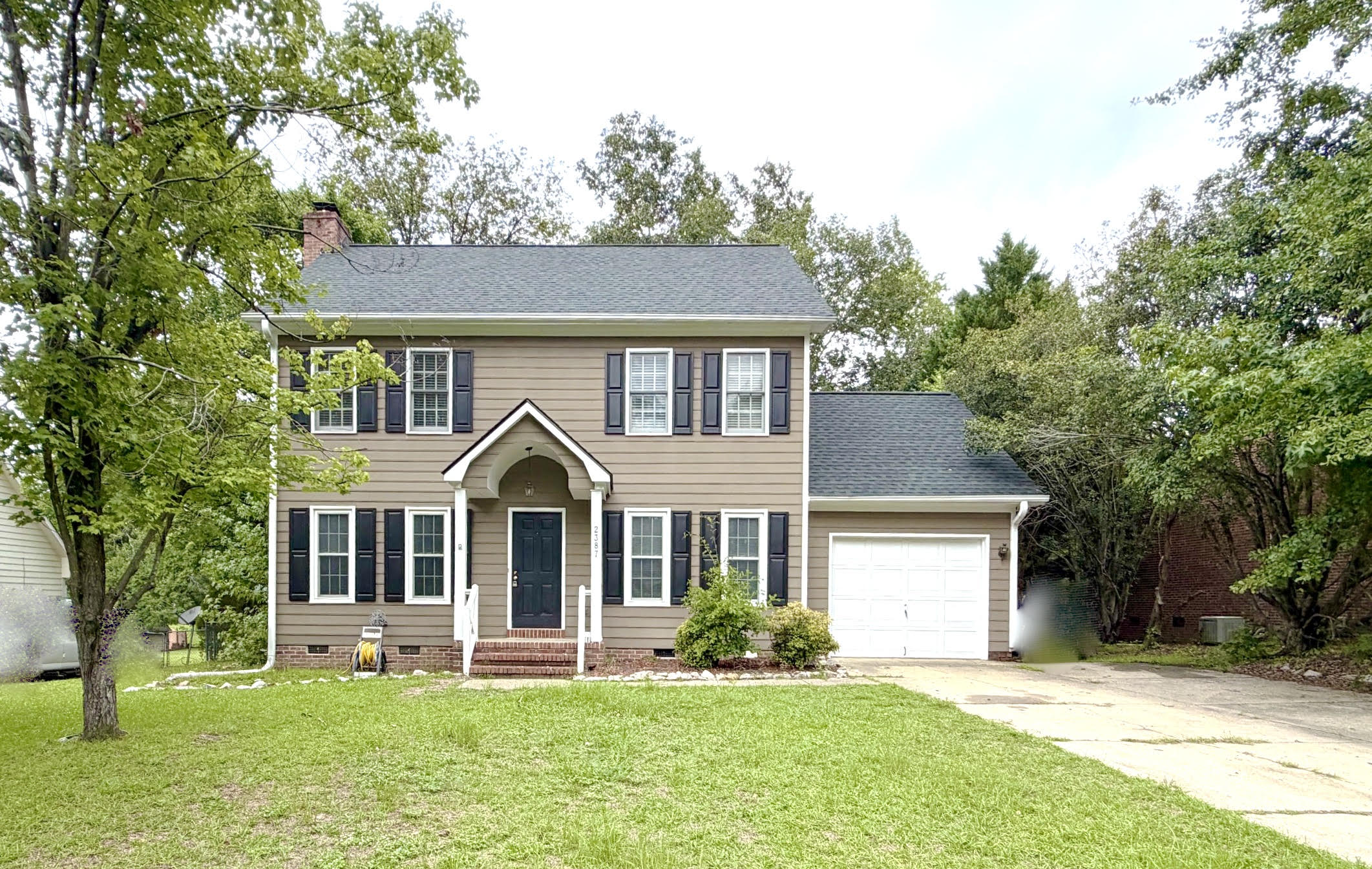 2387 Riverchase Place – photo 1
