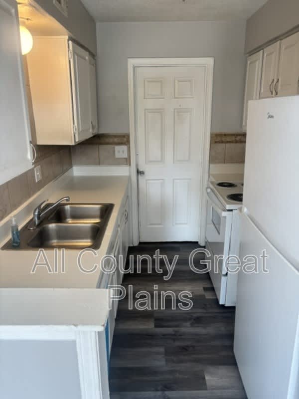 13905 Falkirk Circle – photo 3