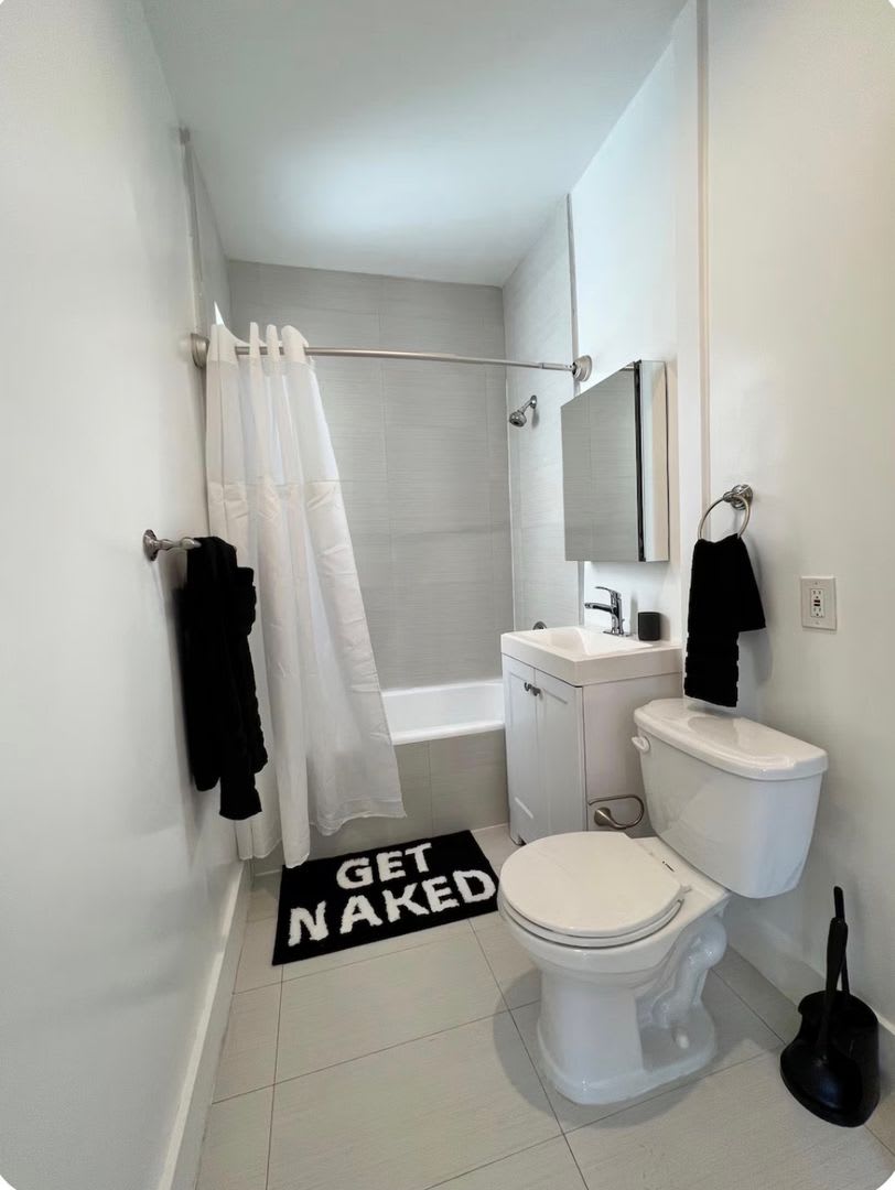 660 S. Cloverdale Ave. – photo 5
