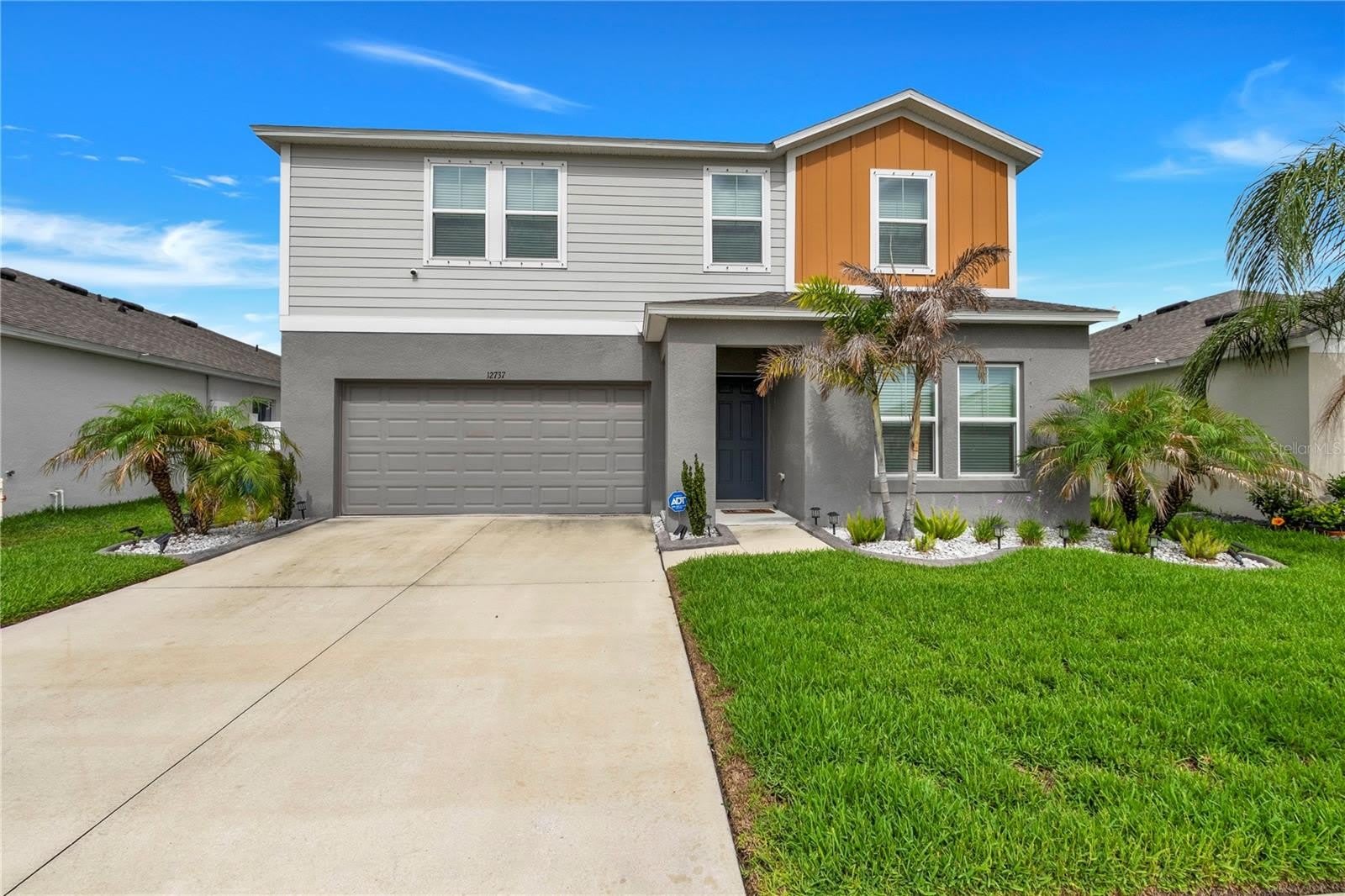 12737 TANNENCREST Drive – photo 1