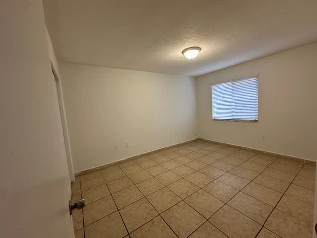 3525-3527 Southwest 25th Terrace – photo 5