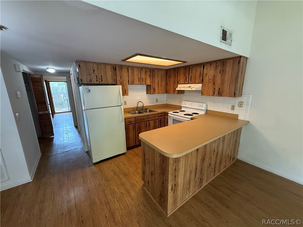 2318 Colby Street – photo 4
