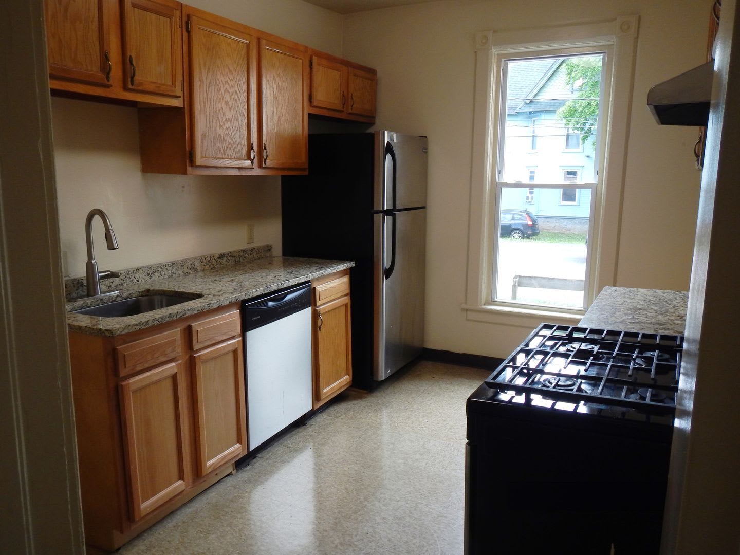 414 Cherry – photo 2