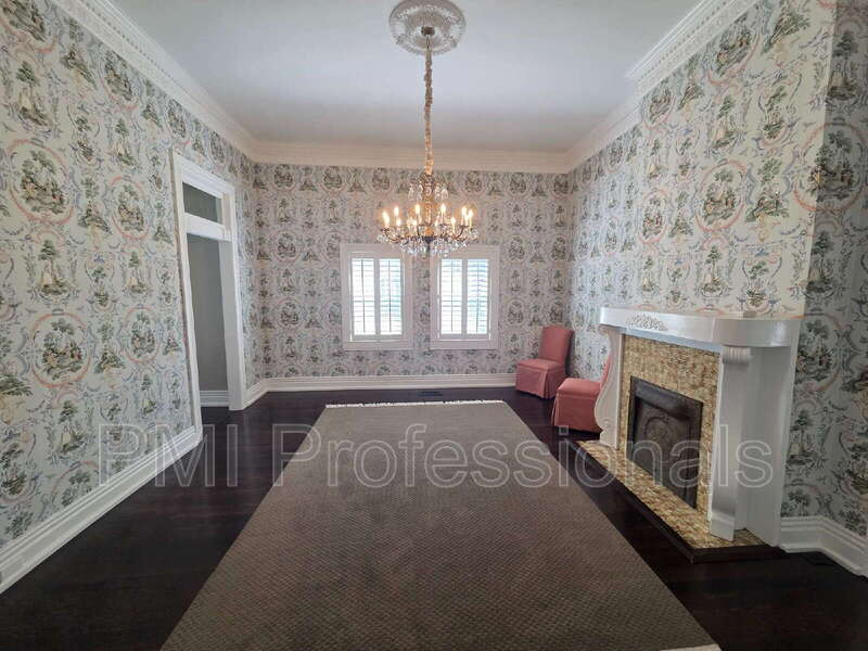 401 E Main St – photo 5
