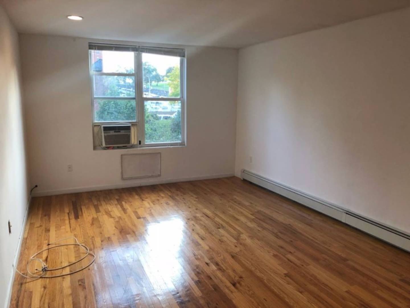 43 10 58 St – photo 3