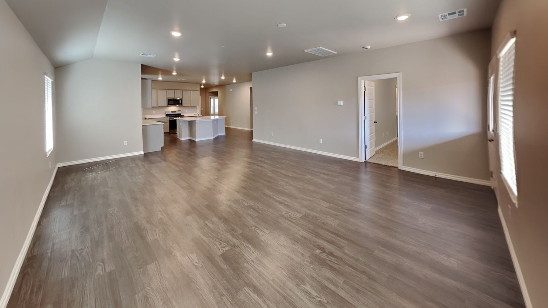 Very Nice 4 Bedroom 2 Bath Home In Yukon Schools – photo 5