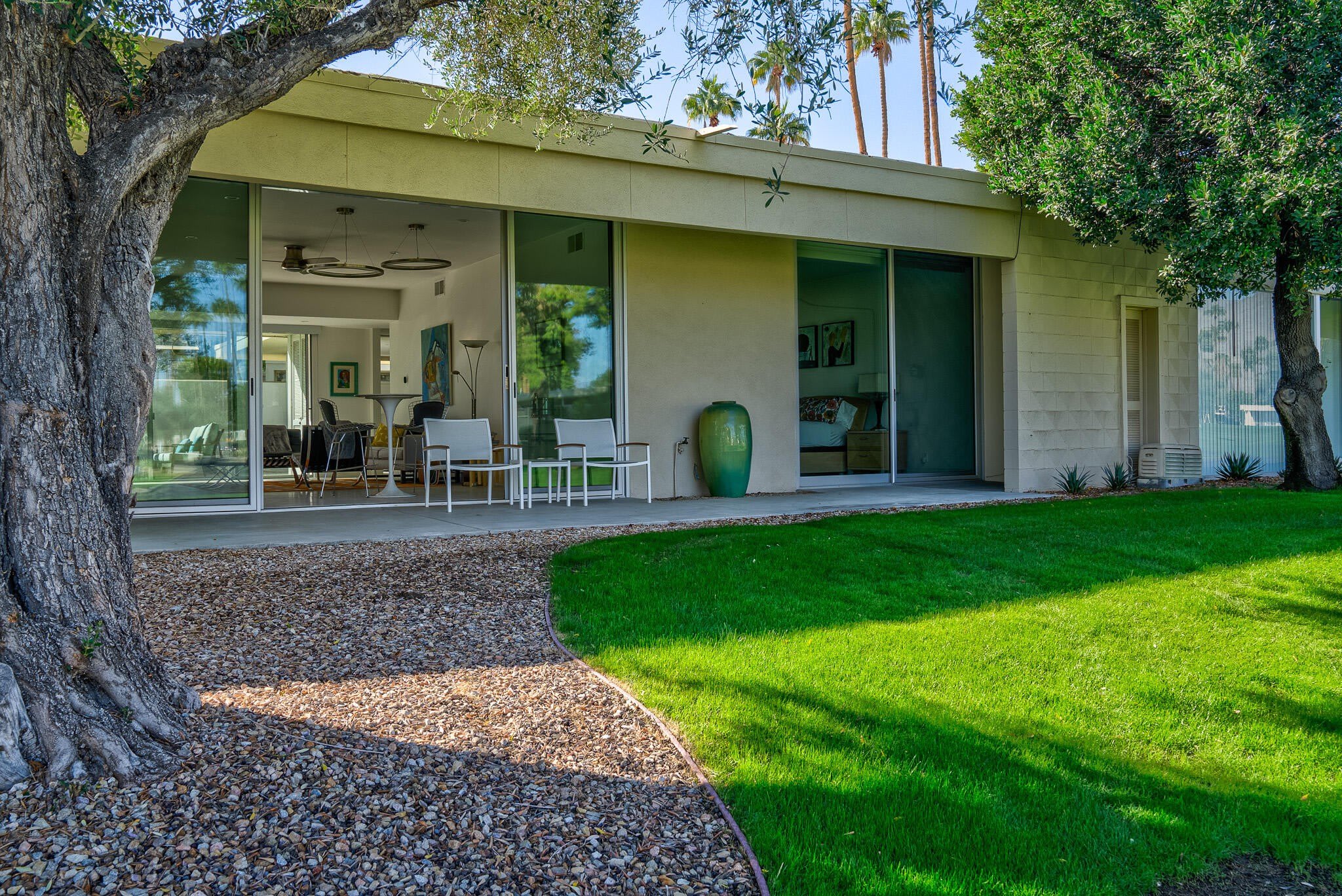 24 Desert Lakes Drive – photo 3