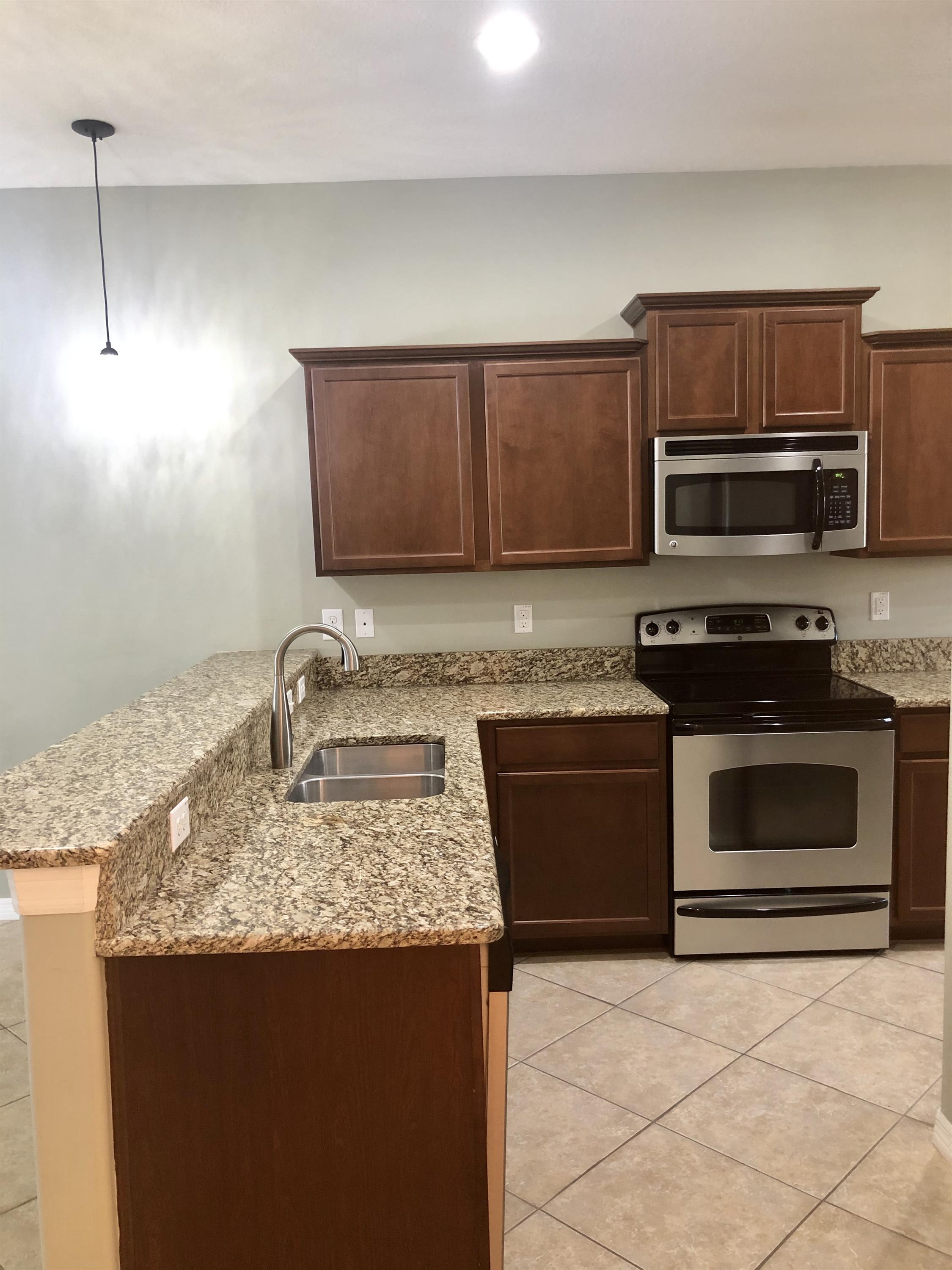 8541 Brushleaf Way – photo 4
