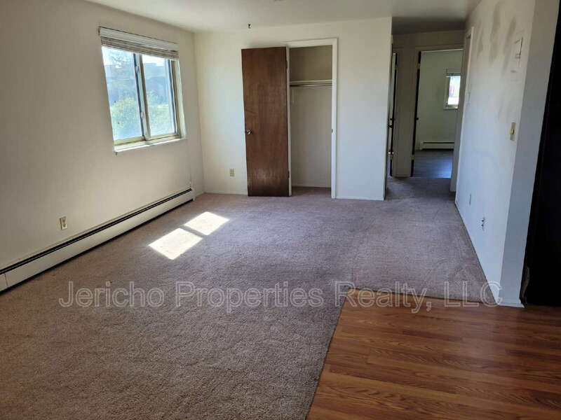 633 Oak Street – photo 4