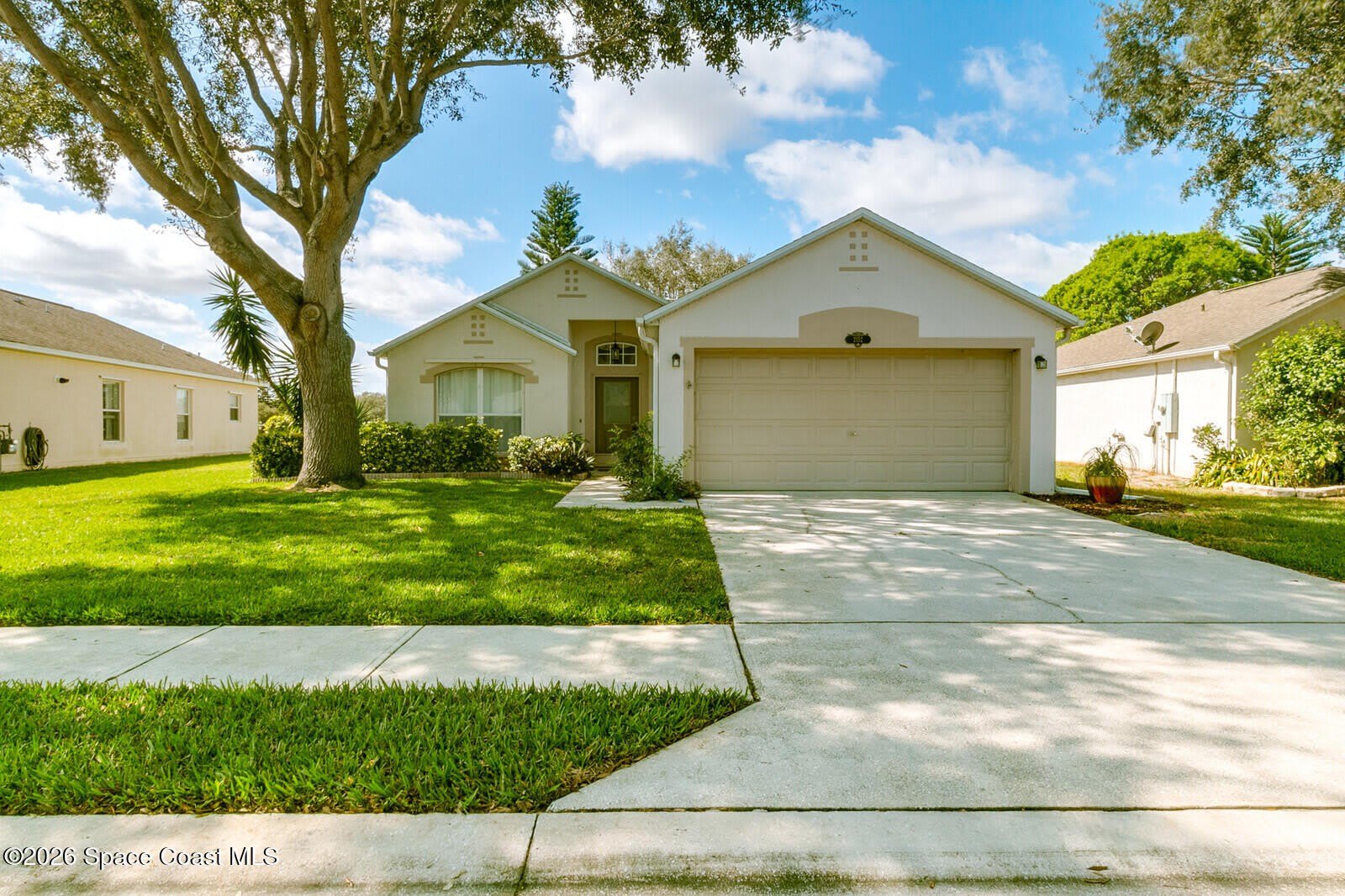 2152 Spring Creek Circle NE – photo 2