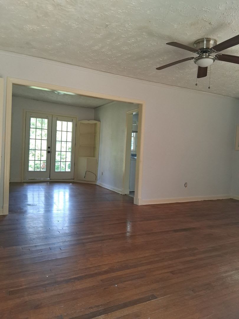 2Bed 1Bath Home – photo 2