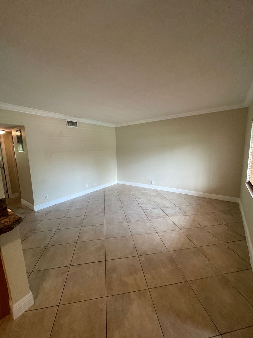 2 Bed 1 Bath Boutique Bldg Ft Lauderdale – photo 3