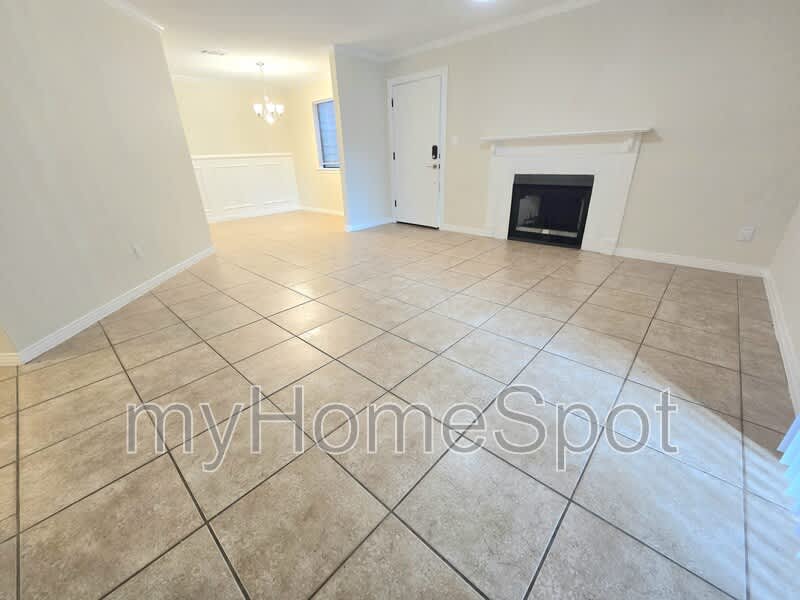 7225 W Fairfield Dr – photo 3