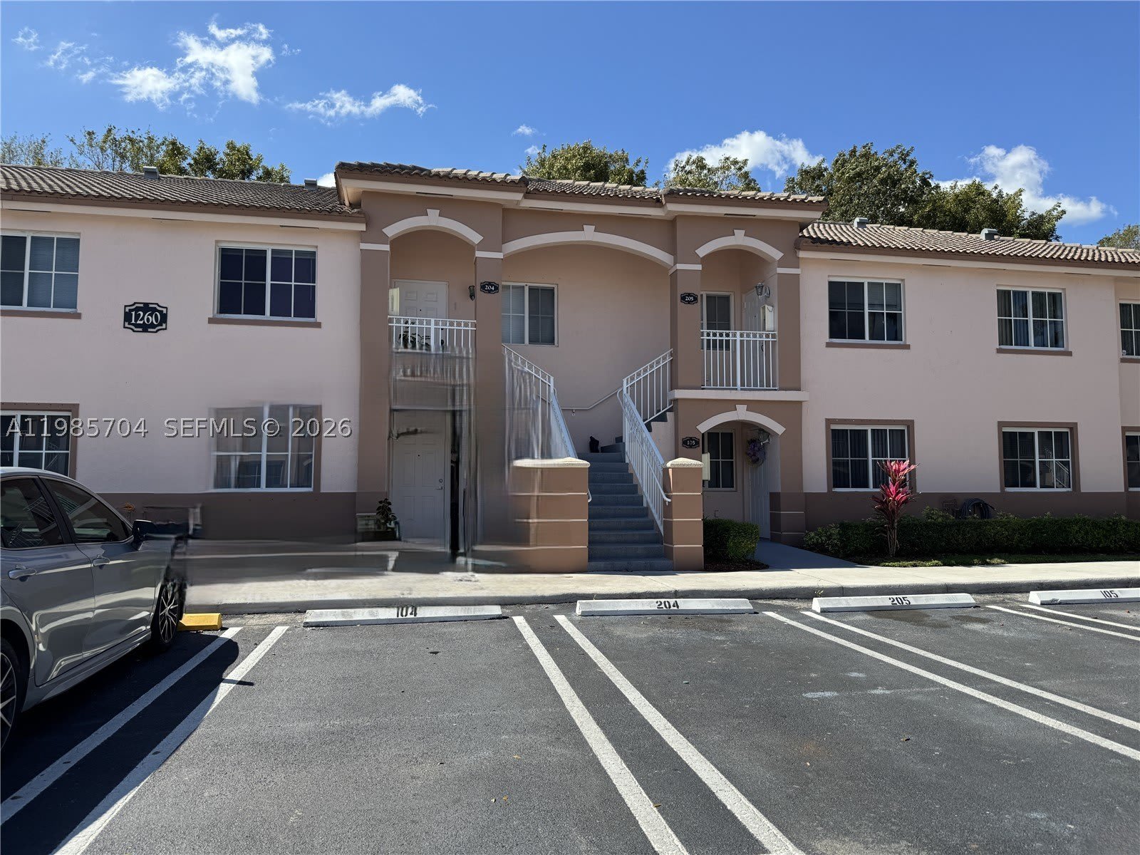 1260 SE 28th Ct – photo 1