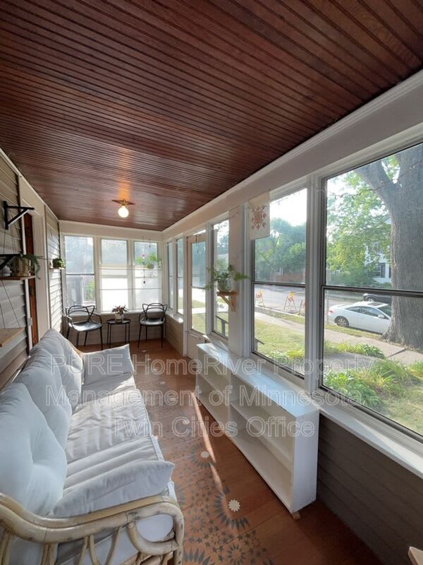1904 3rd Ave N – photo 3
