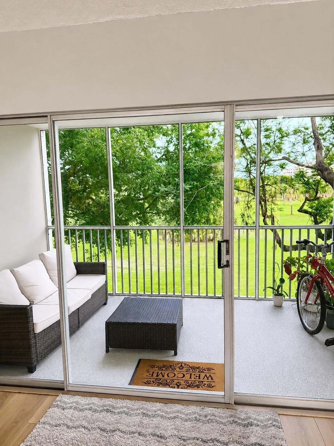 2800 N Palm Aire Drive 304 – photo 2