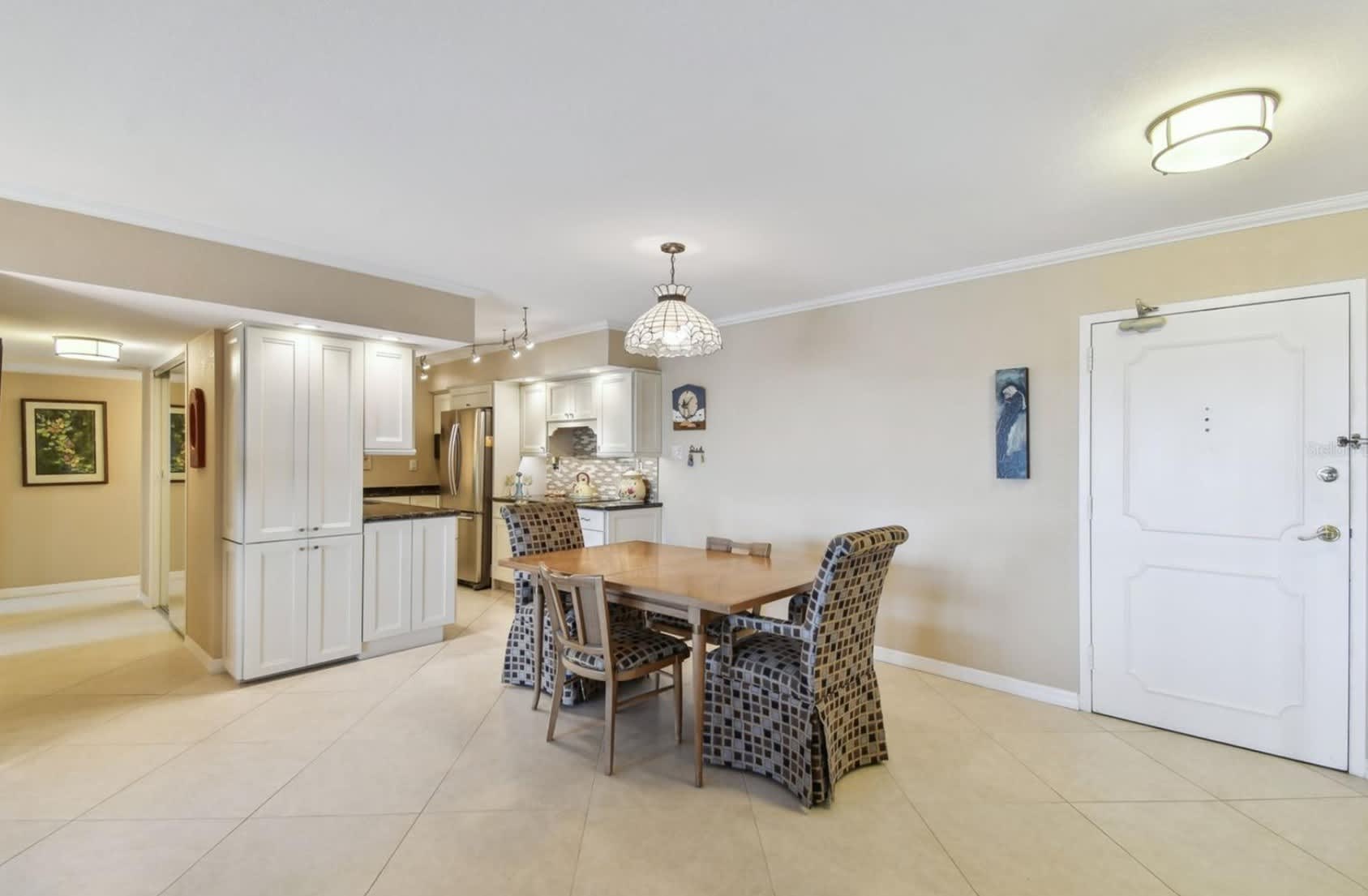10355 Paradise Boulevard – photo 5