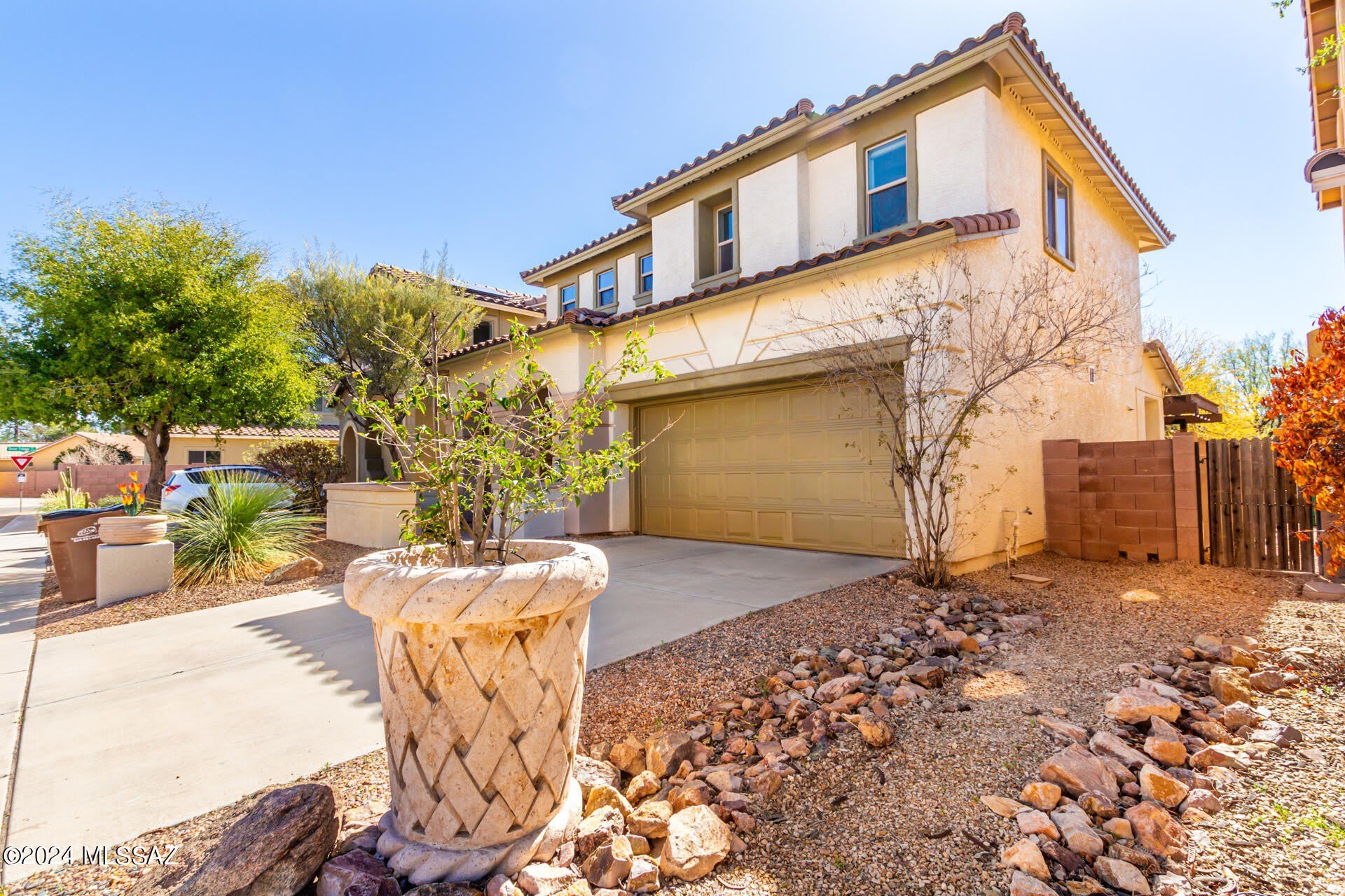 1599 W Homecoming Way – photo 2