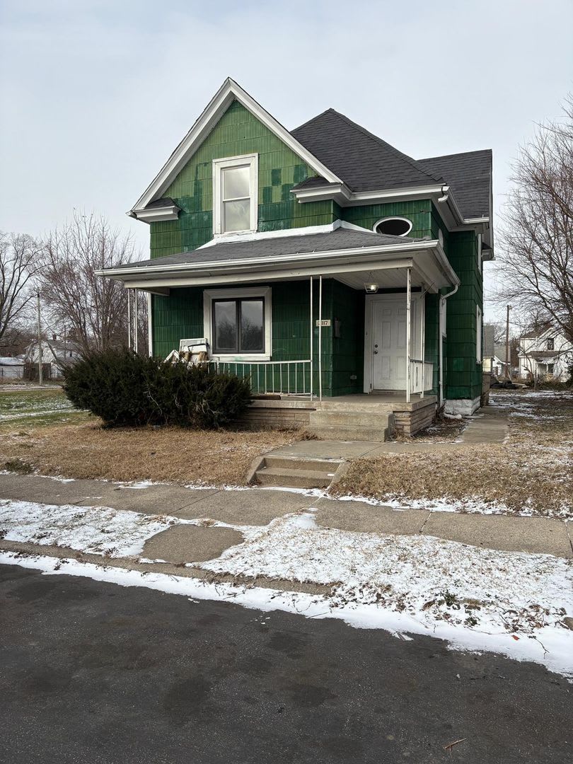 2117 Bertrand st – photo 1