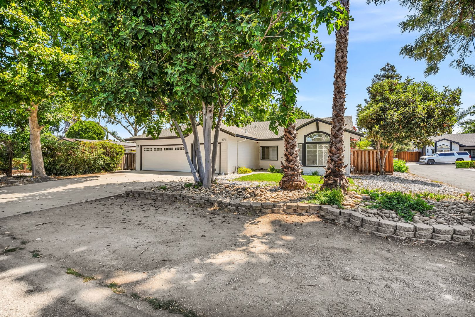 SINGLE STORY 3 BED/2 BATH IN CONCORD! – photo 3