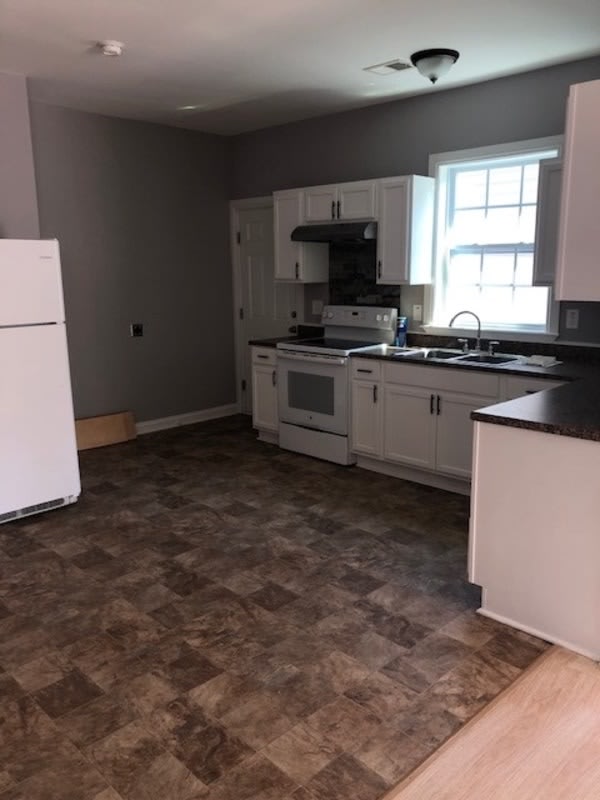 1814 Dayton St – photo 4