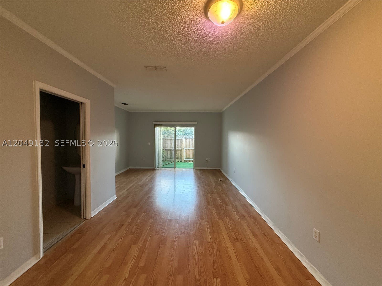 2304 SE 24 Ave – photo 2