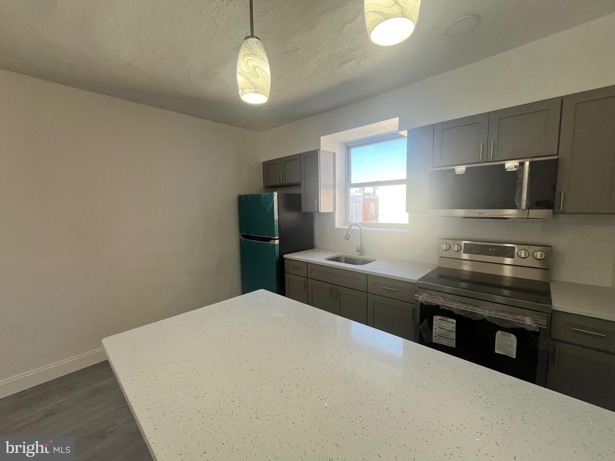 6021 MARKET Street – photo 5