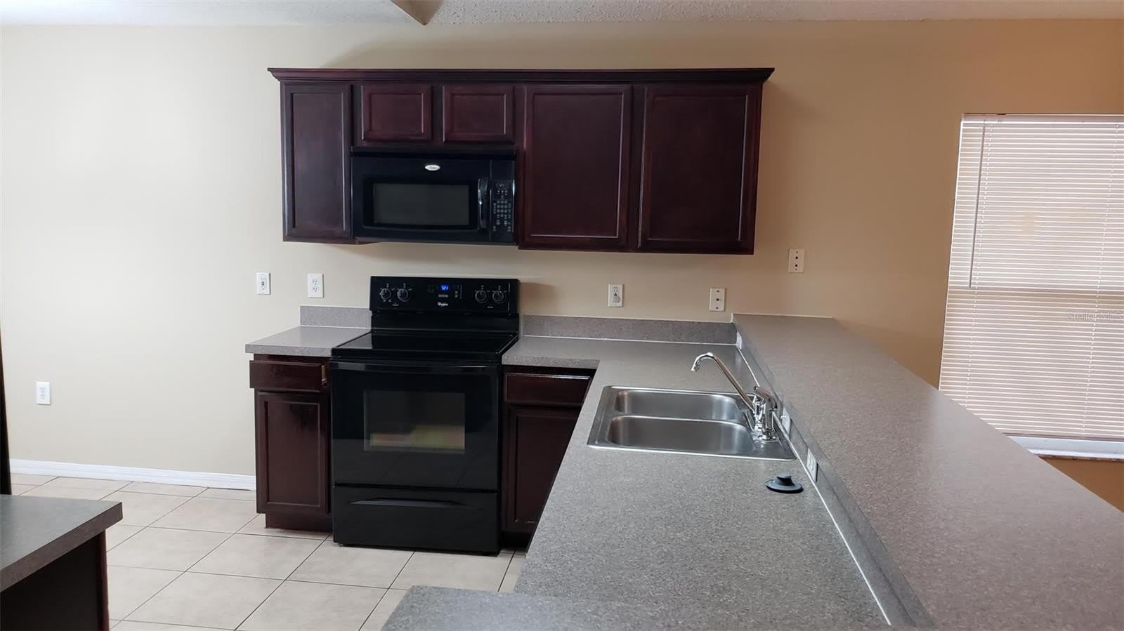 636 Majesty Drive – photo 3