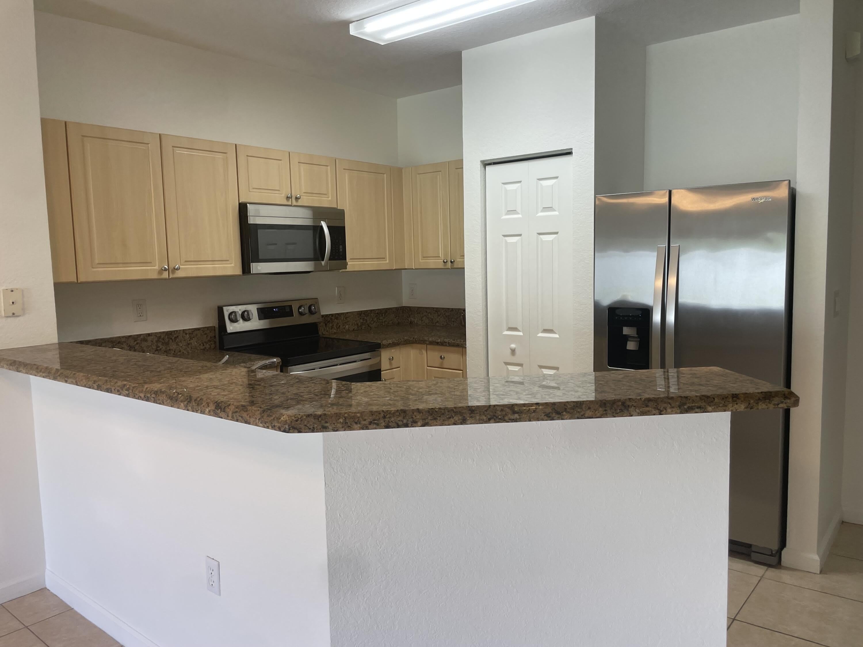 5187 SE Mariner Garden Circle – photo 4