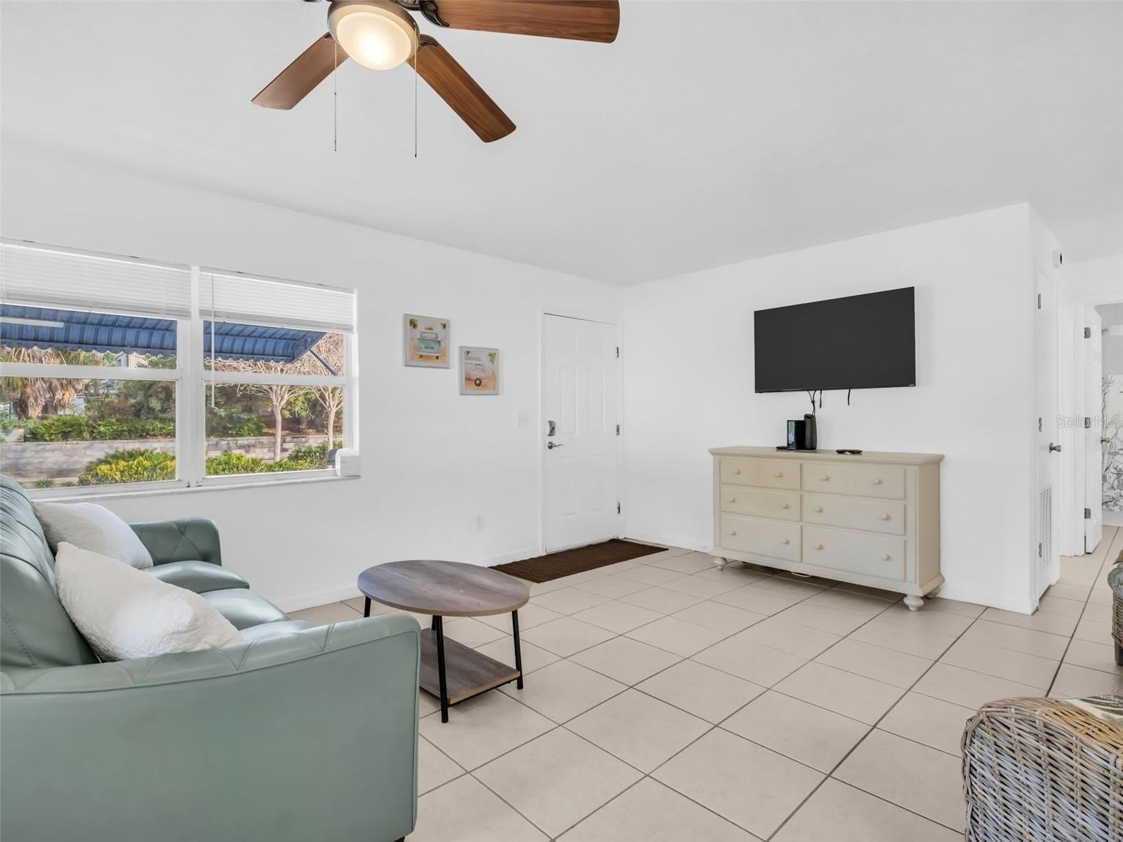 103 E PARK Street – photo 4