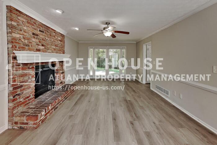 3867 Buckland Drive Southwest – photo 3