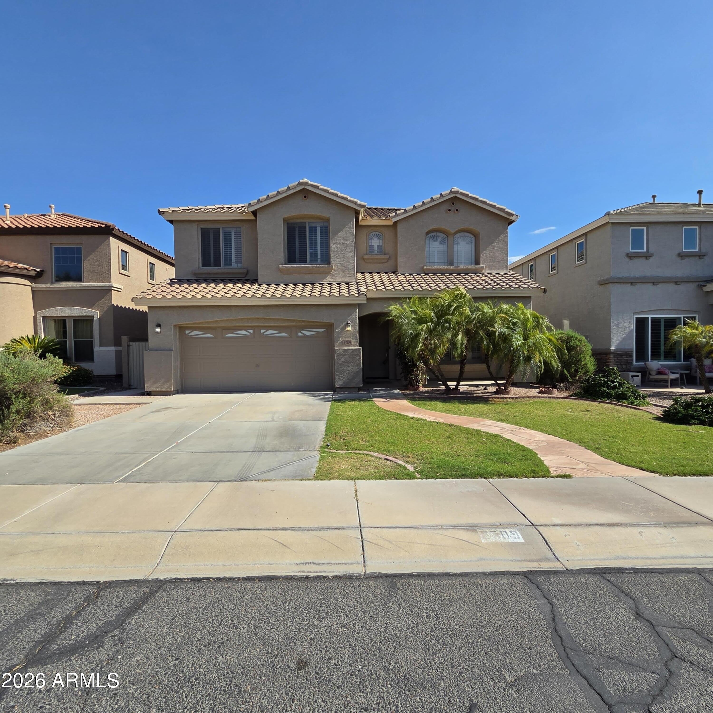 2709 W Redwood Lane – photo 1
