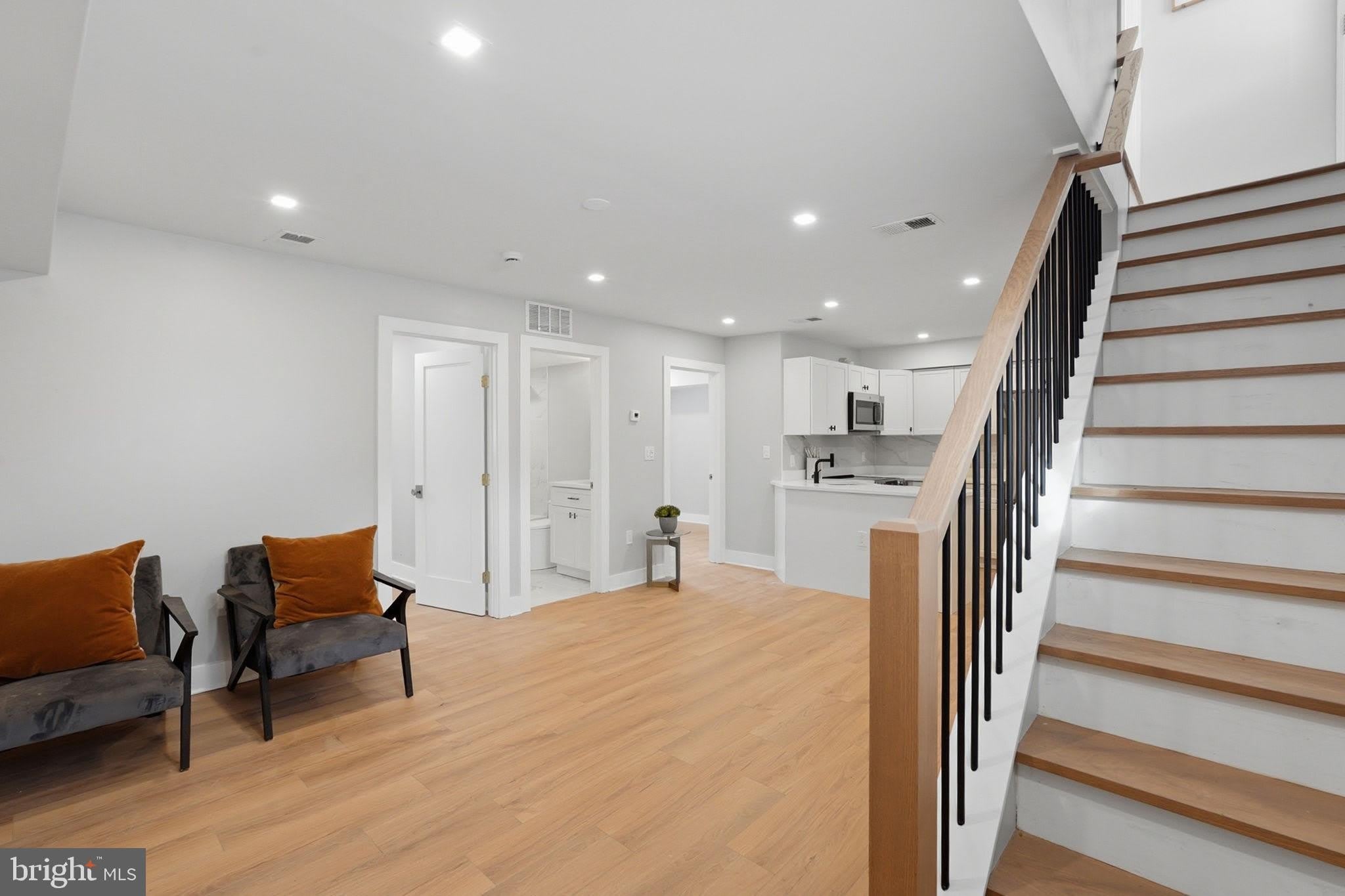 1301 SOMERSET Place NW – photo 5