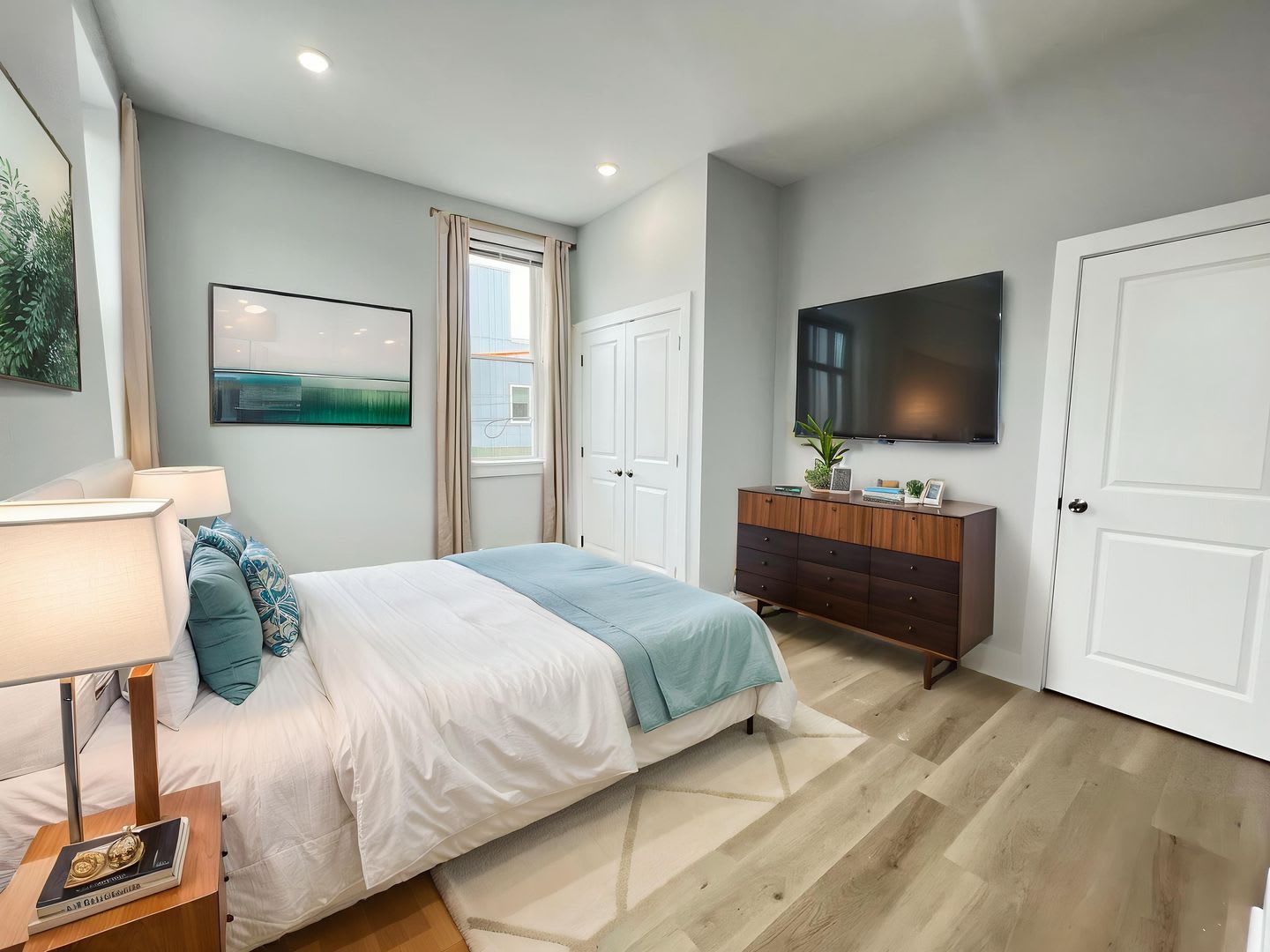 Renovated 4bd/2 bath House with Rear yard!! SECTION 8 ONLY!! – photo 3