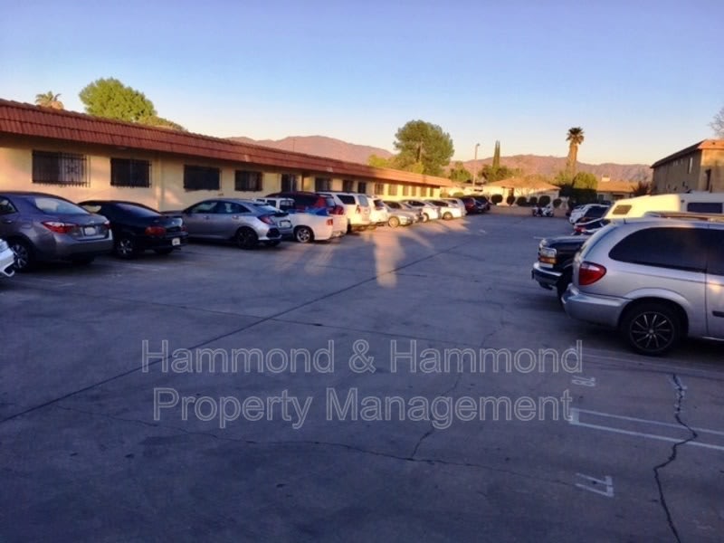 7924 Laurel Canyon Blvd. – photo 3