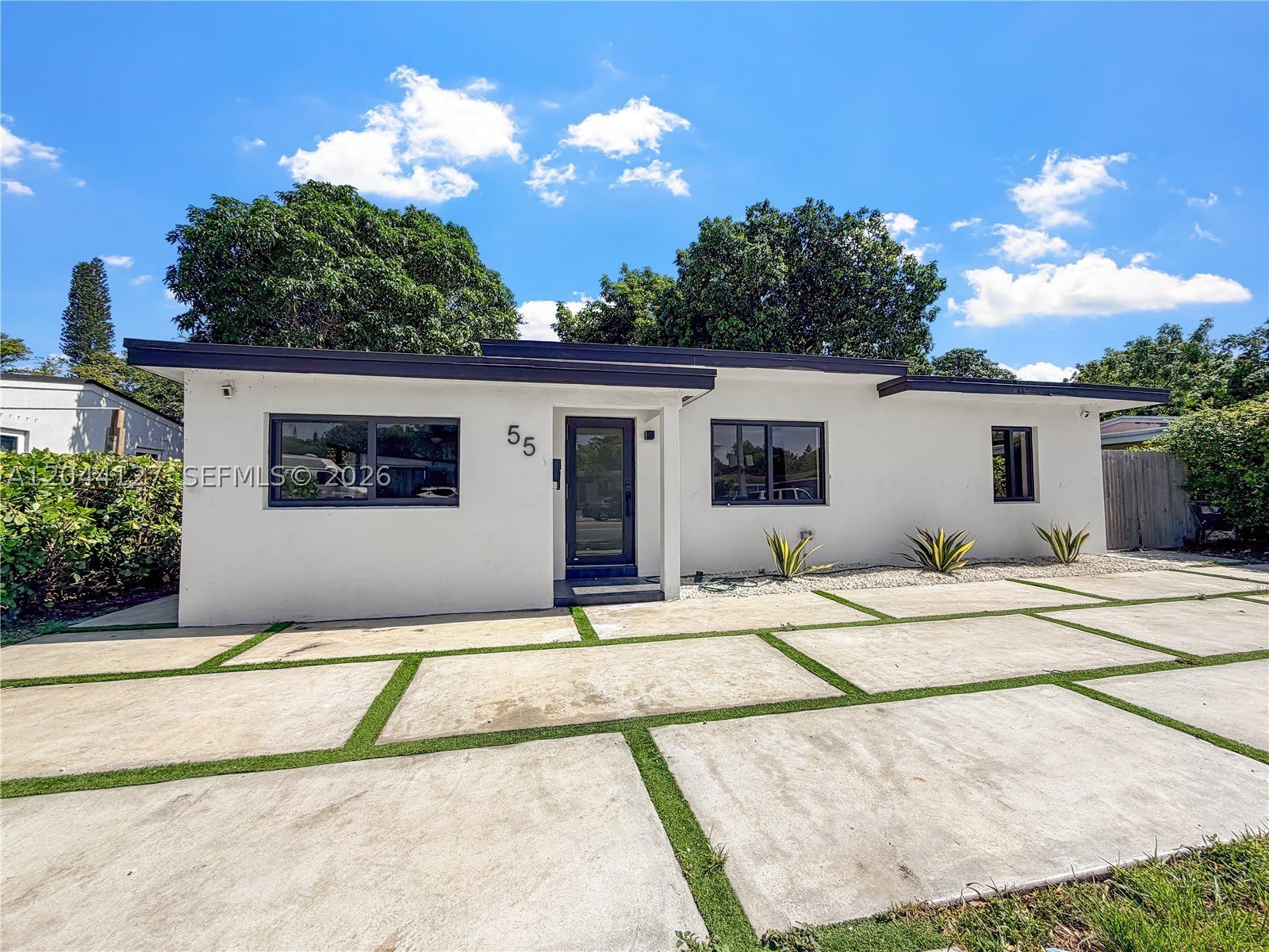 55 NW 125th St – photo 2