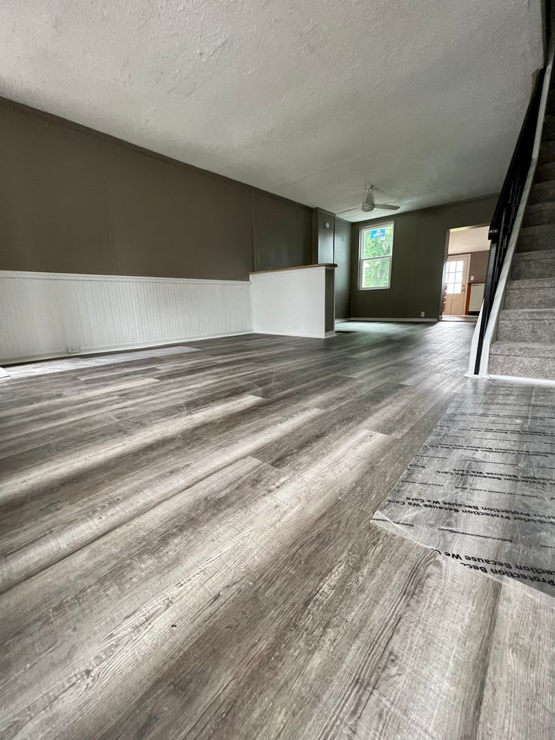 Stunning 4-Bedroom Townhome in Brookhaven! Available mid-September! – photo 3