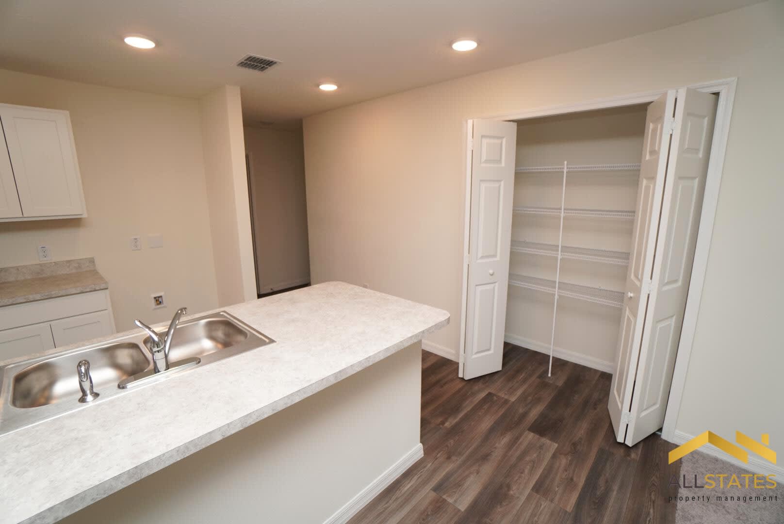 15932 Southwest 34th Court Road – photo 4