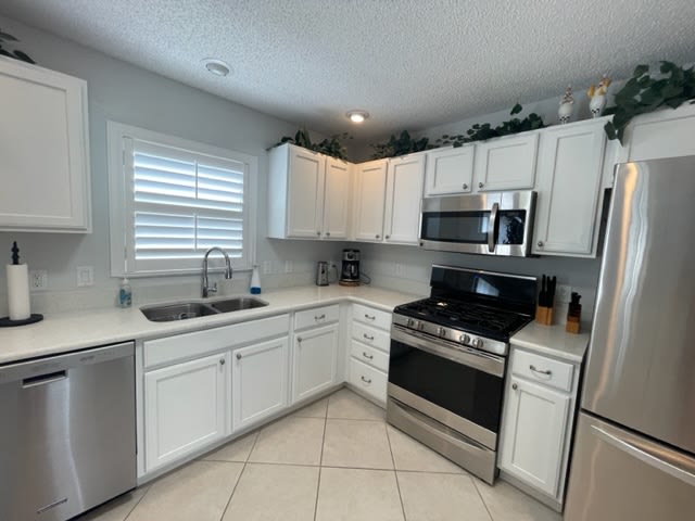 2909 Meadow Lawn Ln – photo 3