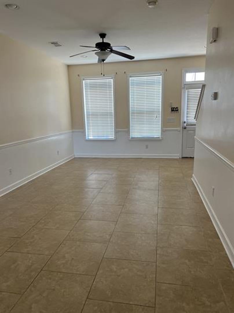 3 Bed/ 2.5 Bath Home very close to Fort Stewart gate seven!! – photo 5